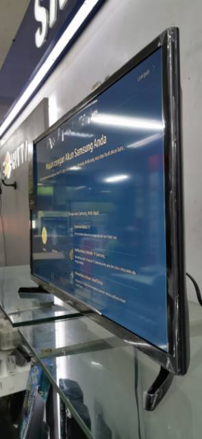 Samsung LED smart  32 Inch 32HE50EF smart tv Bluetooth updte type 32t4500 ( Sidoarjo Surabaya Gersik