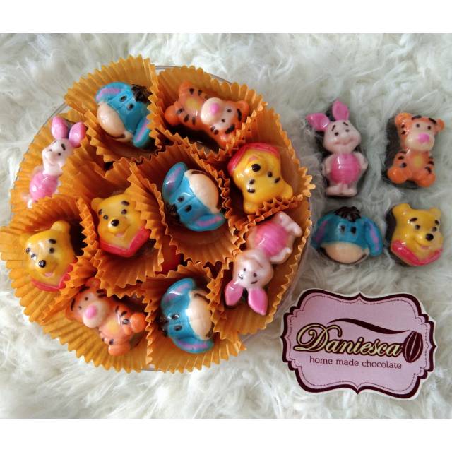 

.CTB winnie the pooh and friends - coklat karakter winnie the pooh unik enak halal ( DS BGR )