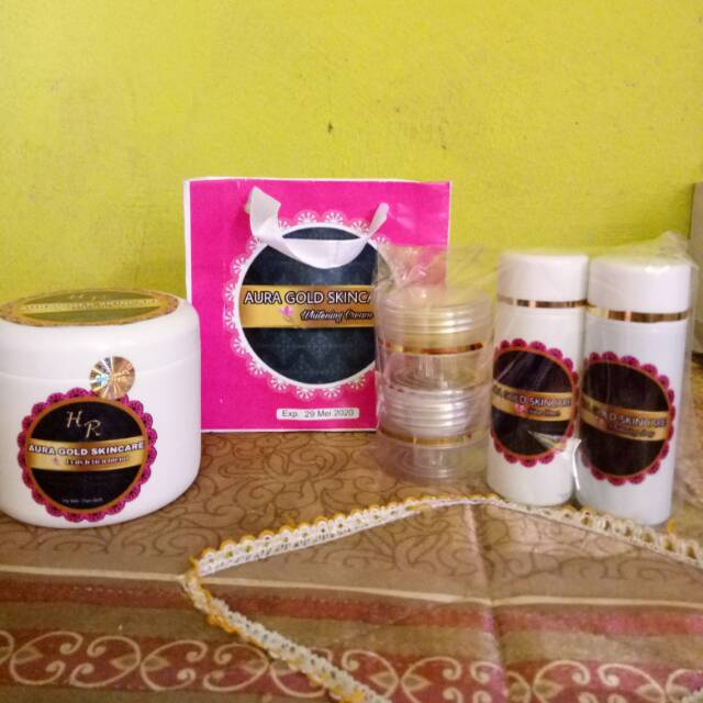 1 paket handbody racikan & cream wajah aura gold
