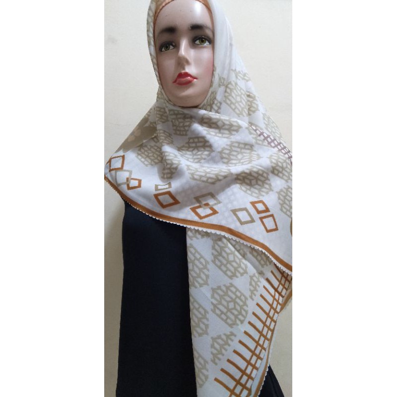 jilbab segiempat motif azara lasercut