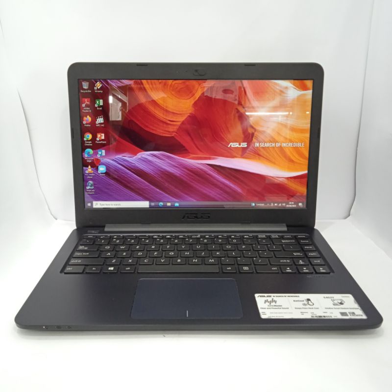 Laptop 2nd ASUS E402Y AMD E2-7015U 1.5GHz ram 4GB HDD 1TB Navy