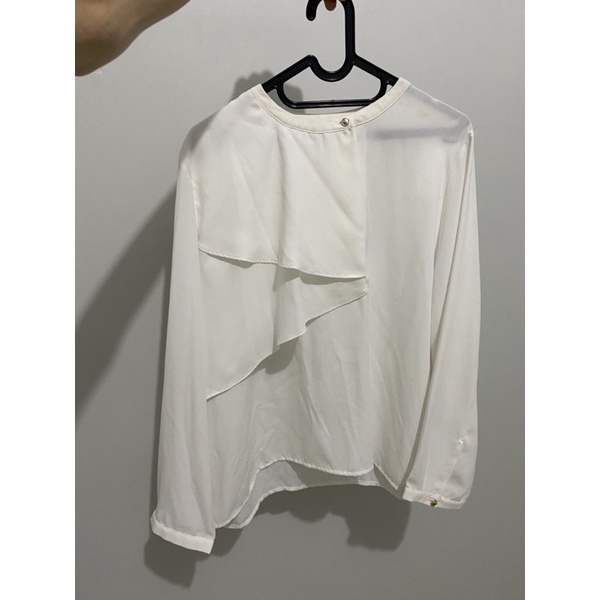 Accent Blouse Wanita White