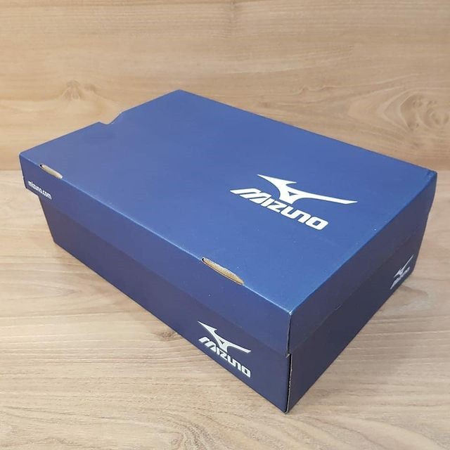 Hot Sale Sepatu Premium Original Import Vietnam Mizuno Wave Lighting WLZ 6 MID