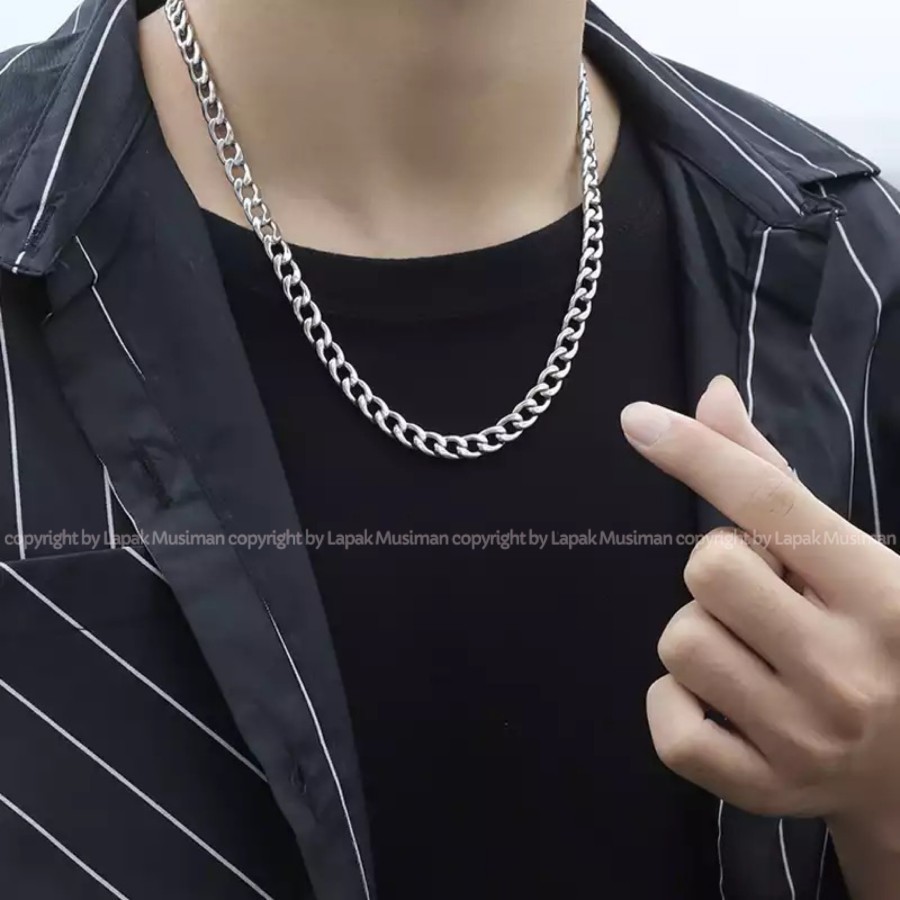 [Bayar di Tempat] Kalung Titanium Pria Motif Rantai Bahan Anti Karat