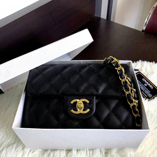 #68874 CHANEL Rectangular Flap Caviar Quilted Mini Bag SS20