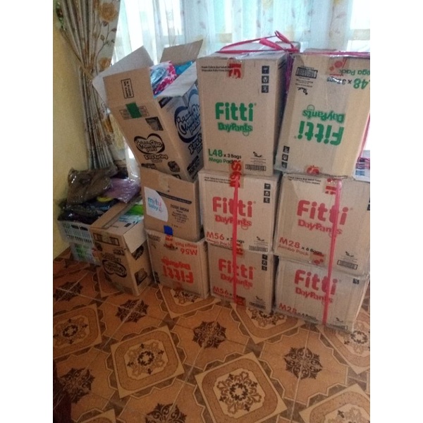 Pampers fitti kartonan