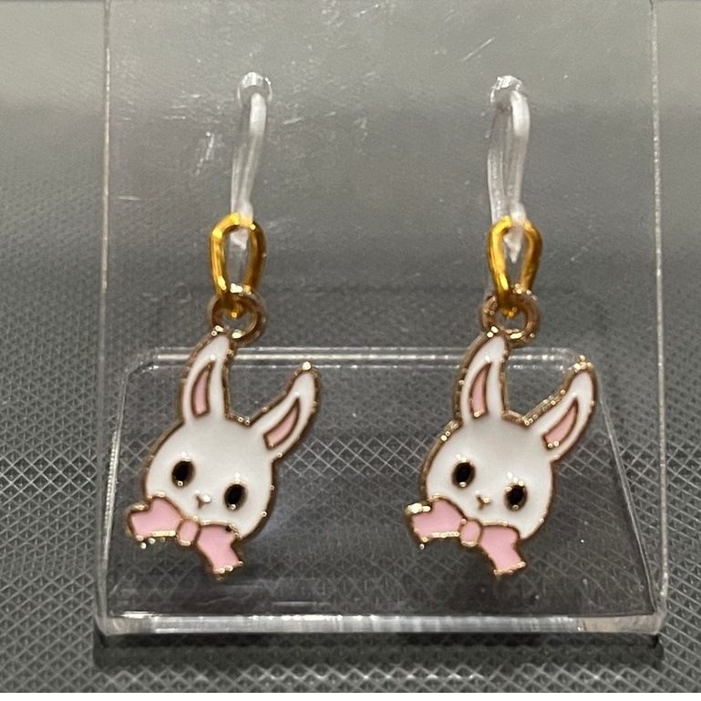 Anting Rabbit Head in Pink Bow charm kait Plastik/ Fashion Earrings