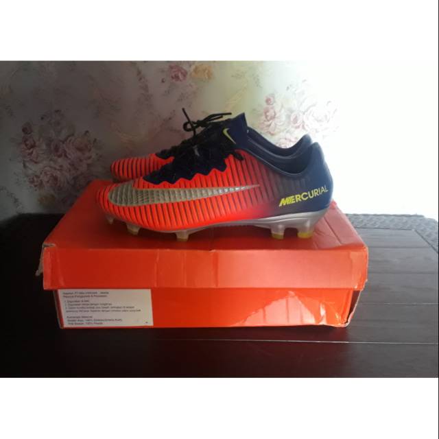 Nike mercurial vapor xi
