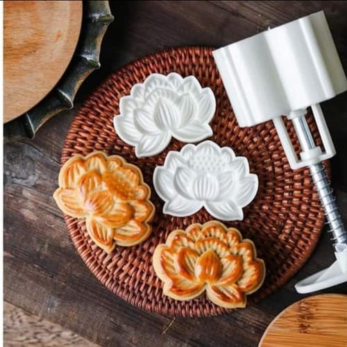 Cetakan Mooncake Lotus 50-65gr (2Motif)
