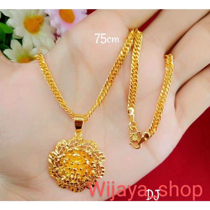 kalung emas muda dengan liontin cantik panjang 75 cm