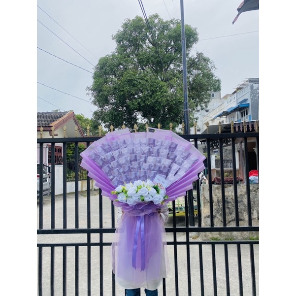 Buket Uang Bunga Wisuda Money Bouquet Graduation Kado Hadiah Wisuda Nanas floris Medan