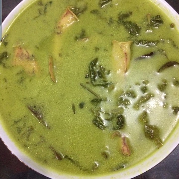 

Gulai Paku Dengan Cumi