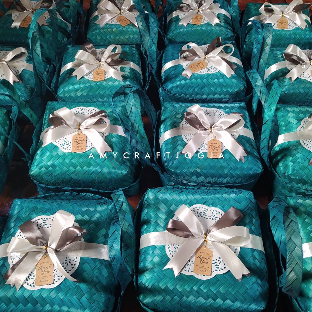 

besek warna Sepasang Besek Jinjing Pita Warna + HANGTAG Berbagai Ukuran/Besek Cangking/Hantaran Besek/Besek Bambu Jogja/Besek Tas Bambu