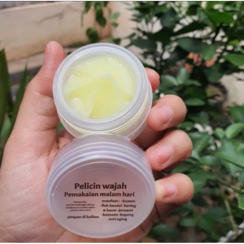 Pelicin wajah malam glowing