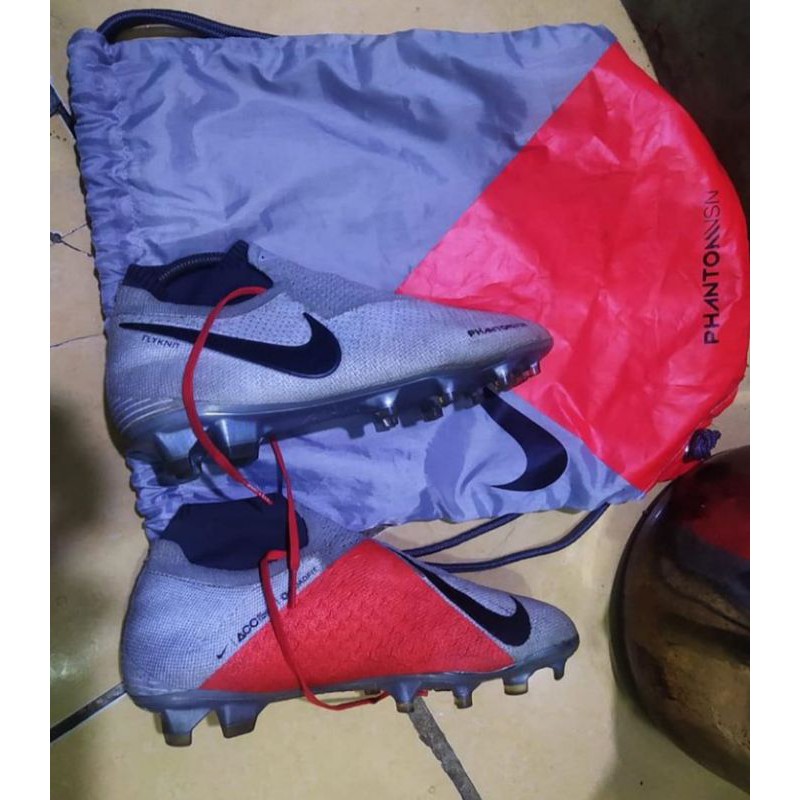 sepatu bola phantom vsn elite