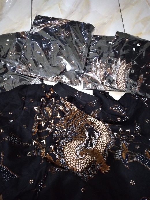 Baju Sarimbit Batik Terbaru Couple Keluarga Cod Batik Pekalongan  Motif Nogo Gede Baju Batik Viral