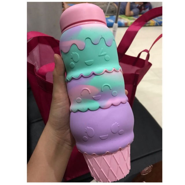 SMIGGLE ICE CREAM SILICONE BOTTLE