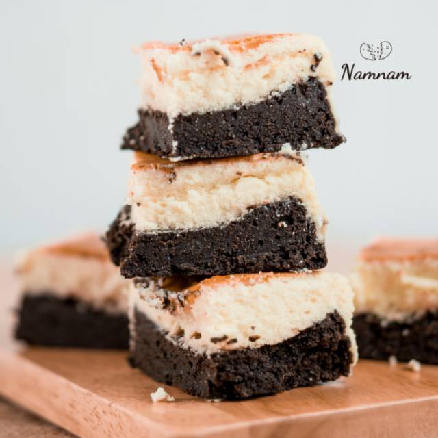 

Cheesecake Frozen Brownies