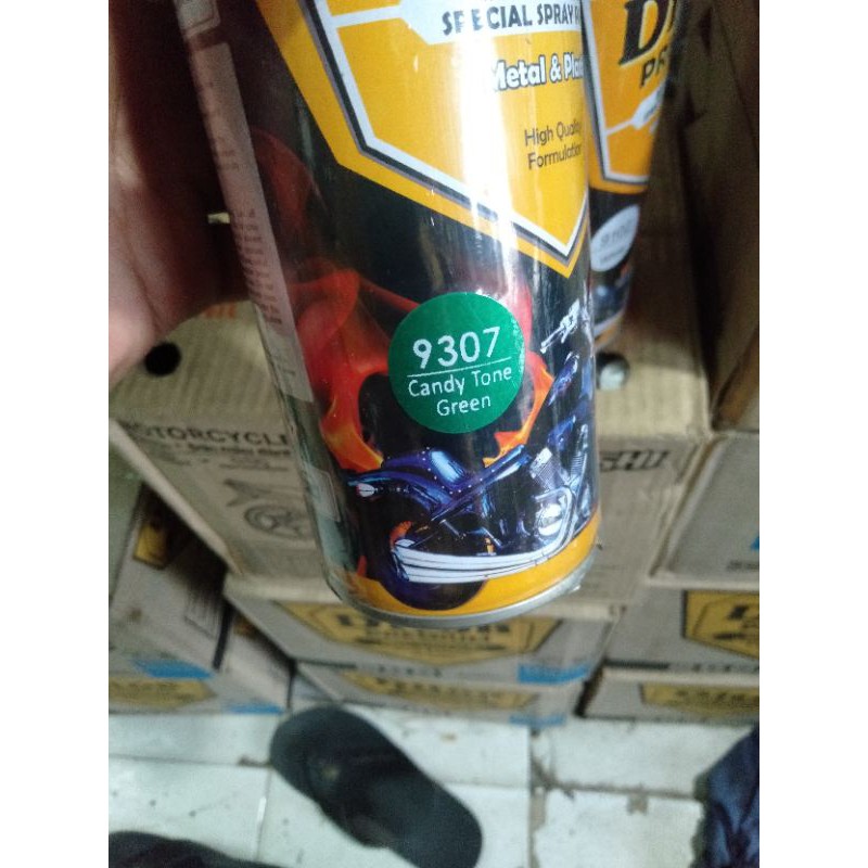 

candy tone green 9307 hijau cat semprot diton premium garansi tahan bensin