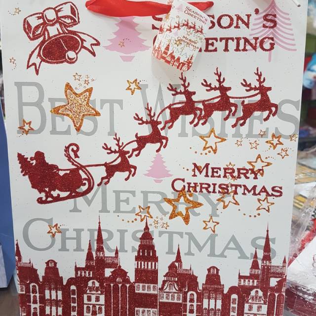 

Paper Bag Natal Sedang Y1