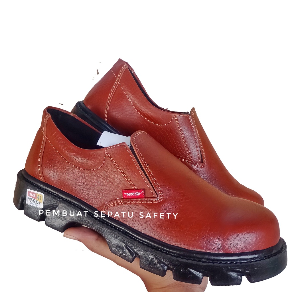 Sepatu Safety Fantofel Slip on King Skn Kickers Moka Ujung Besi Keselamatan Kerja Pabrik Proyek Pom Bengkel Kantor OB Pom Bengkel Fasion Terlaris