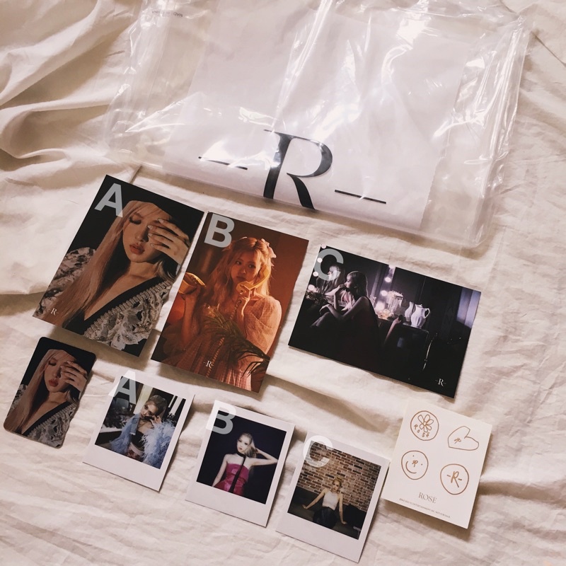 ROSE PHOTOBOOK SPECIAL EDITION ROSÉ BLACKPINK YGSELECT BENEFIT KTOWN POB PC POLAROID