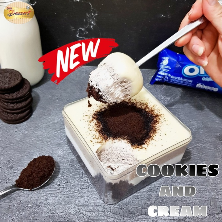 

DESSERT BOX COOKIES AND CREAM JUMBO BOX BY DOD DEN