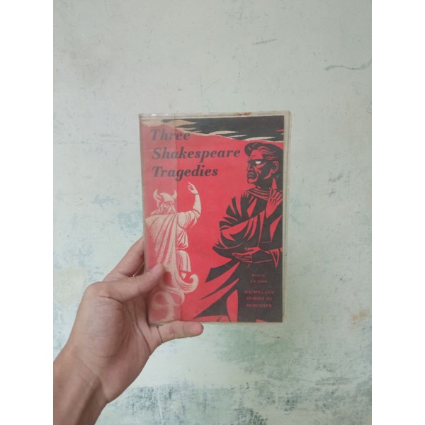 Three Shakespeare Tragedies - William Shakespeare (English)
