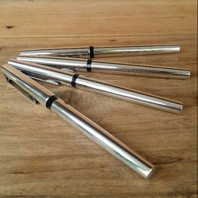 

Pulpen PENTEL 0.8 mm