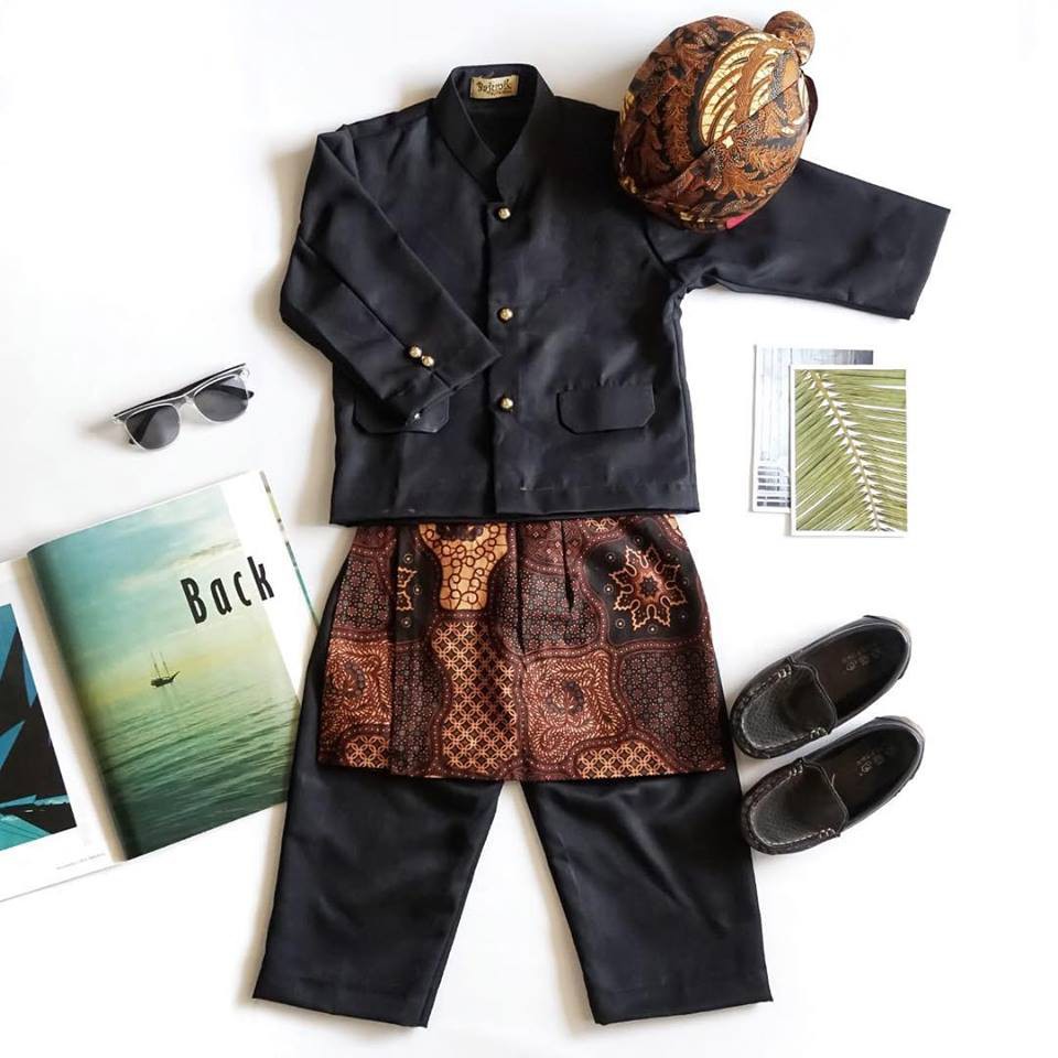 BAJU ADAT JAWA ANAK MODEL BASOFI WARNA HITAM USIA 8-9 TAHUN/BESKAP NEWBORN/ BAJU TENDAK SINTEN ANAK 