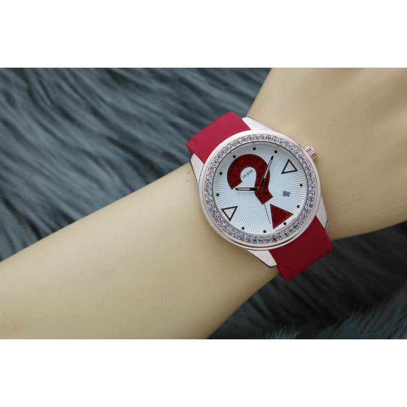 JAM TANGAN WANITA GUESS PLAT PUTIH RUBBER TANGGAL AKTIF || DIAMETER 4 CM ||