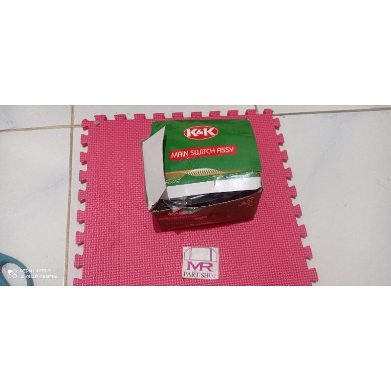 kunci set keyset tangki kontak body samping cover side kuncian jok Yamaha Rxz rzr rx-z Indonesia mil