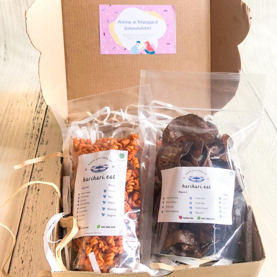 

HAMPERS GIFT LEBARAN/HAMPERS RAMADAN/PAKET HADIAH LEBARAN/HAMPERS MURAH