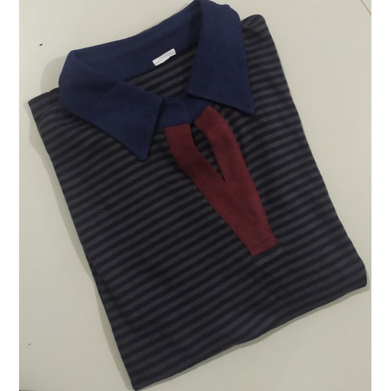 Uniqlo strip maroon polo shirt