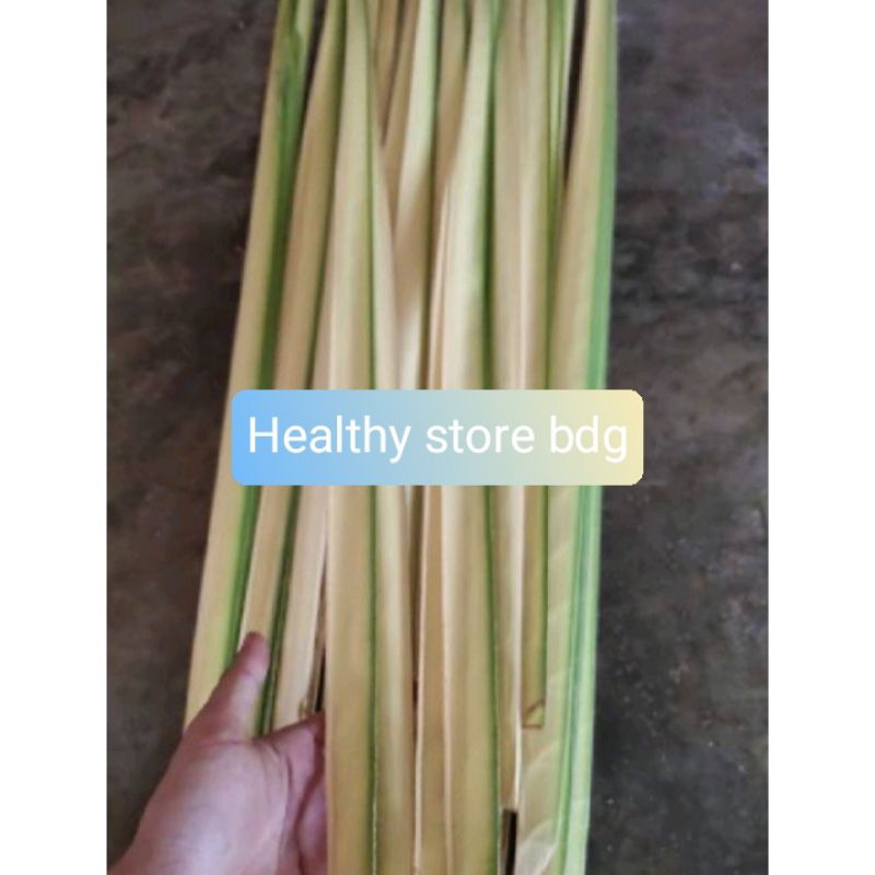 

Janur daun kelapa muda segar 30 Lidi