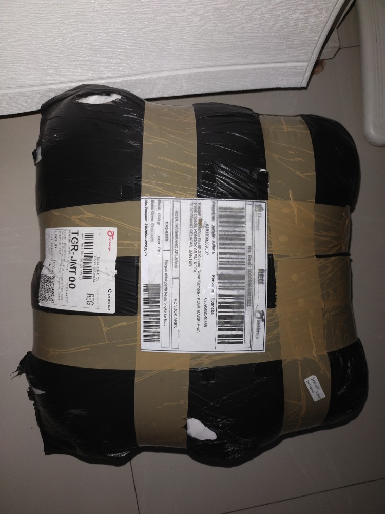 Bantal Sofa Motif Summer Breeze Tropical Forest