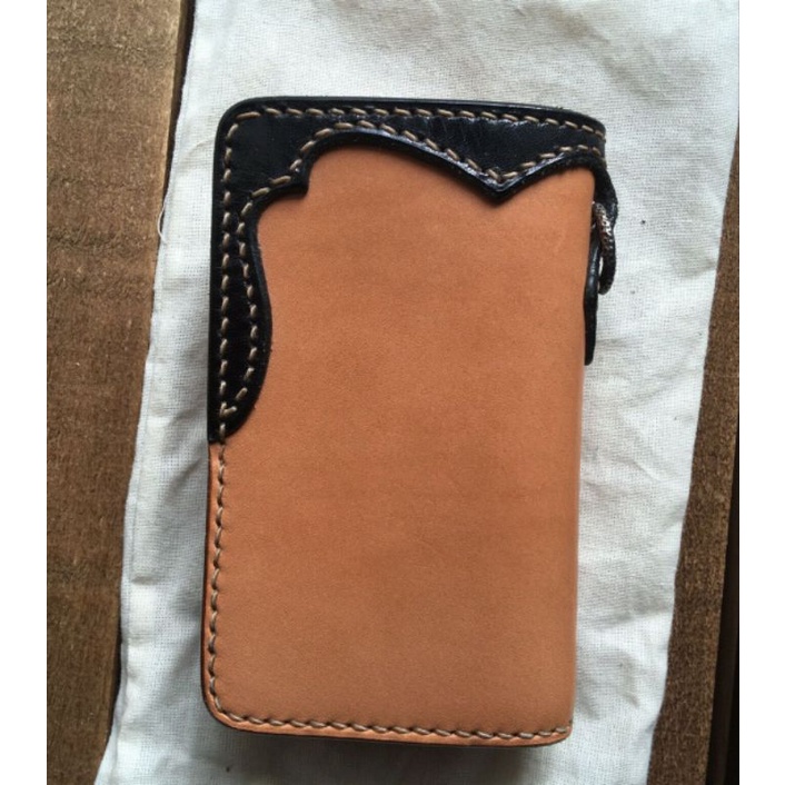 The Flat Head Middle Wallet Original