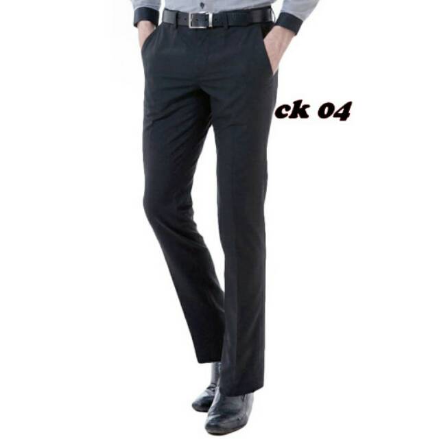 Celana kerja pria slim fit