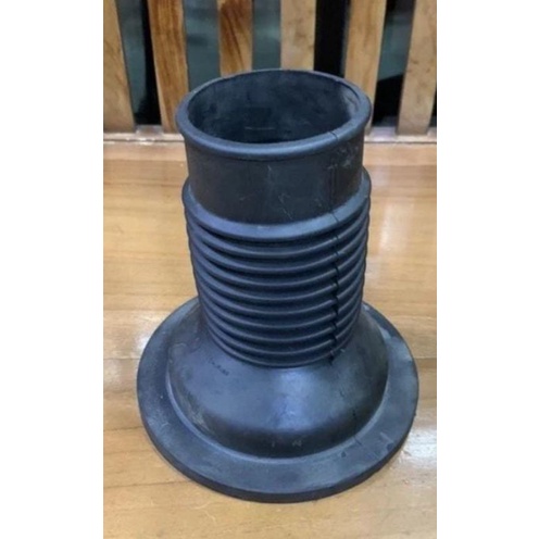 Karet shock depan innova/boot shock innova