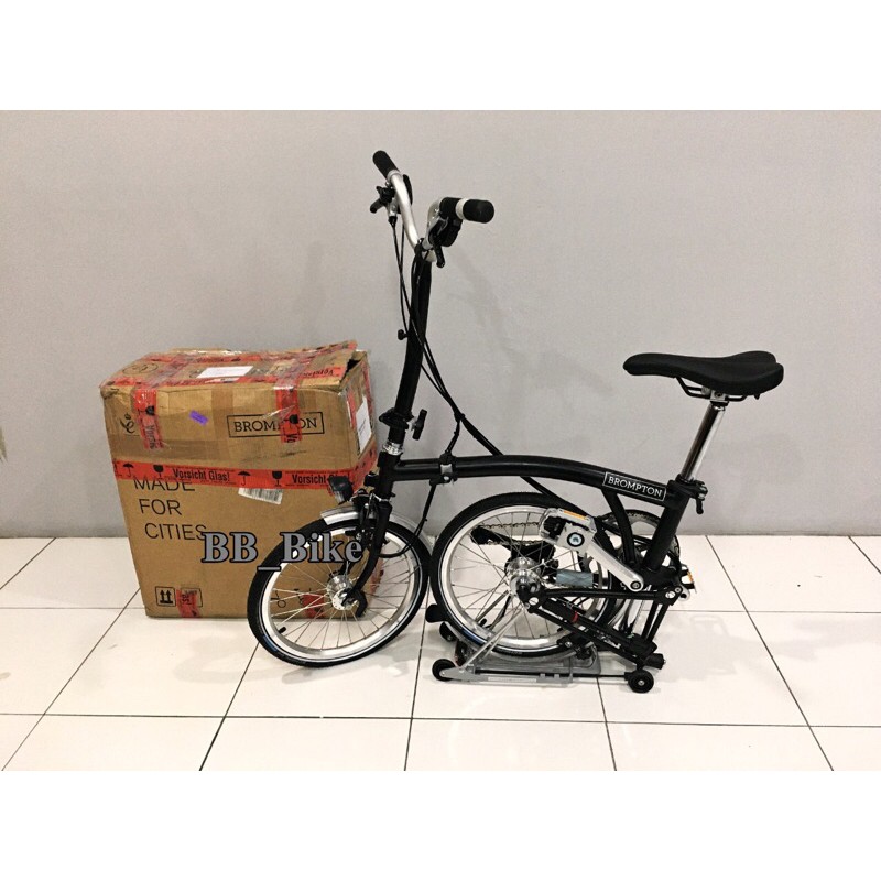 Sepeda Brompton H6RD 2020 Black Folding Bike BNIB