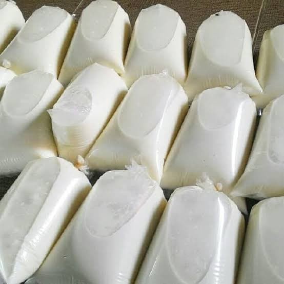 

ds211vz Susu Murni Non-Pasteurisasi (Mentah) 1 L Xa201As