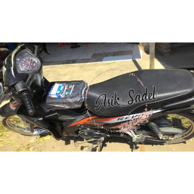 Jok dudukan anak motor revo