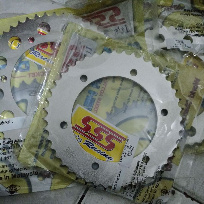 GEAR BELAKANG YAMAHA YZF A NEW R15/R155 A. NEW 428 SSS