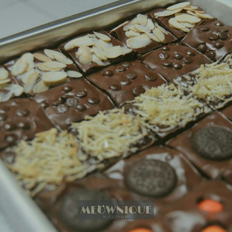 

Fudgy Brownies 20x20 isi 25 pcs