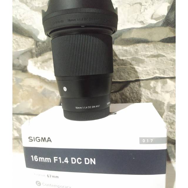 Lensa Sigma 16mm F1. 4 for SONY