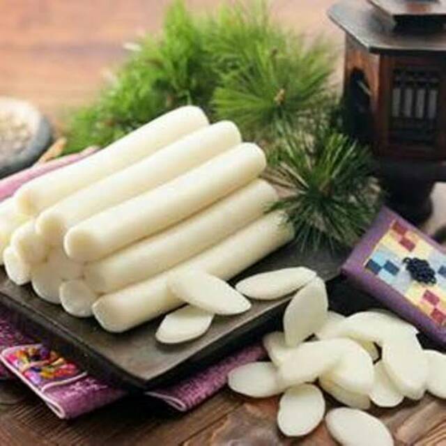 

Tokpoki fresh made makanan korea kue beras 100 gram