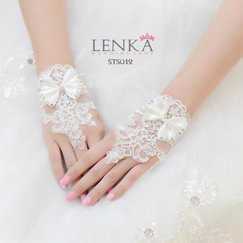 [READY STOCK] SARUNG TANGAN PESTA PERNIKAHAN WEDDING GLOVES LACE PUTIH STS012