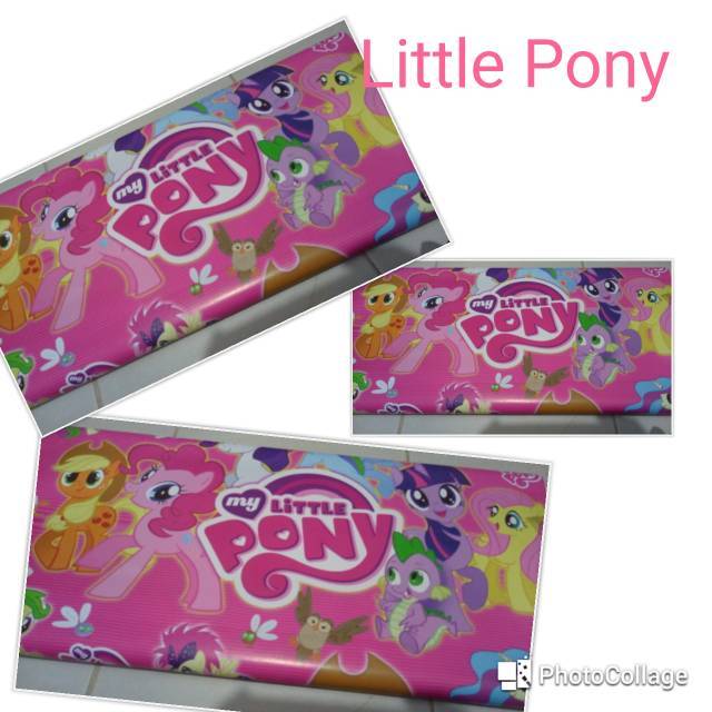 

KERTAS KADO KARAKTER LITTLE PONY PINK