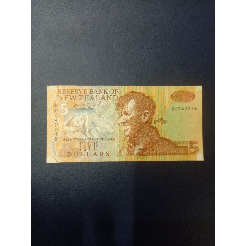 NEW ZEALAND 5 DOLLAR UANG ASING