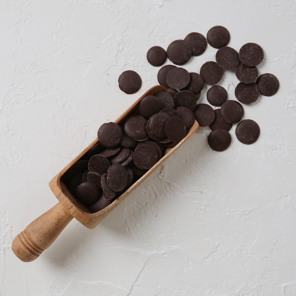 

ADY78 Embassy Azalea Milk Chocolate Couverture 2.5Kg